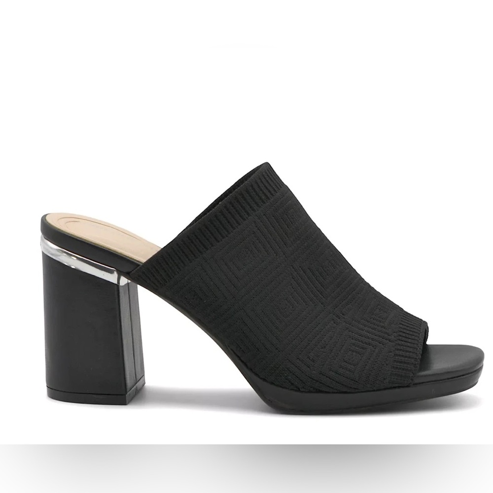 Adrienne Vittadini Aimie Sandal